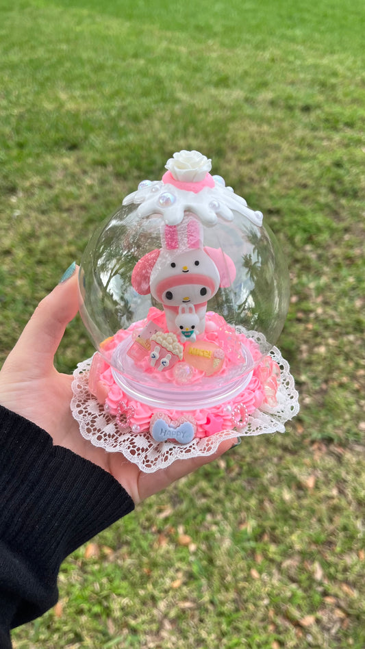 Custom Decoden Snowglobe (no water)