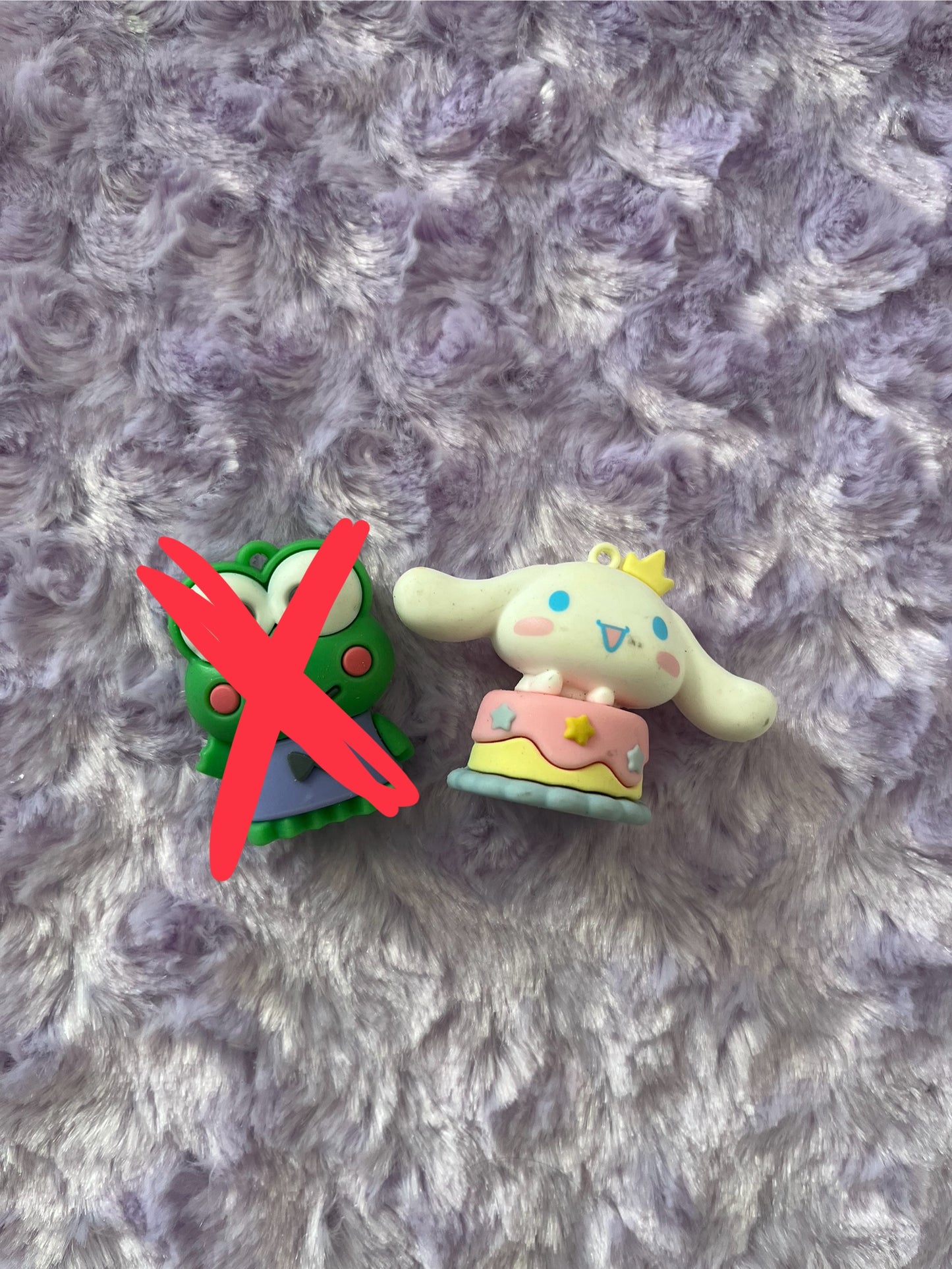Custom Decoden Phone Holder