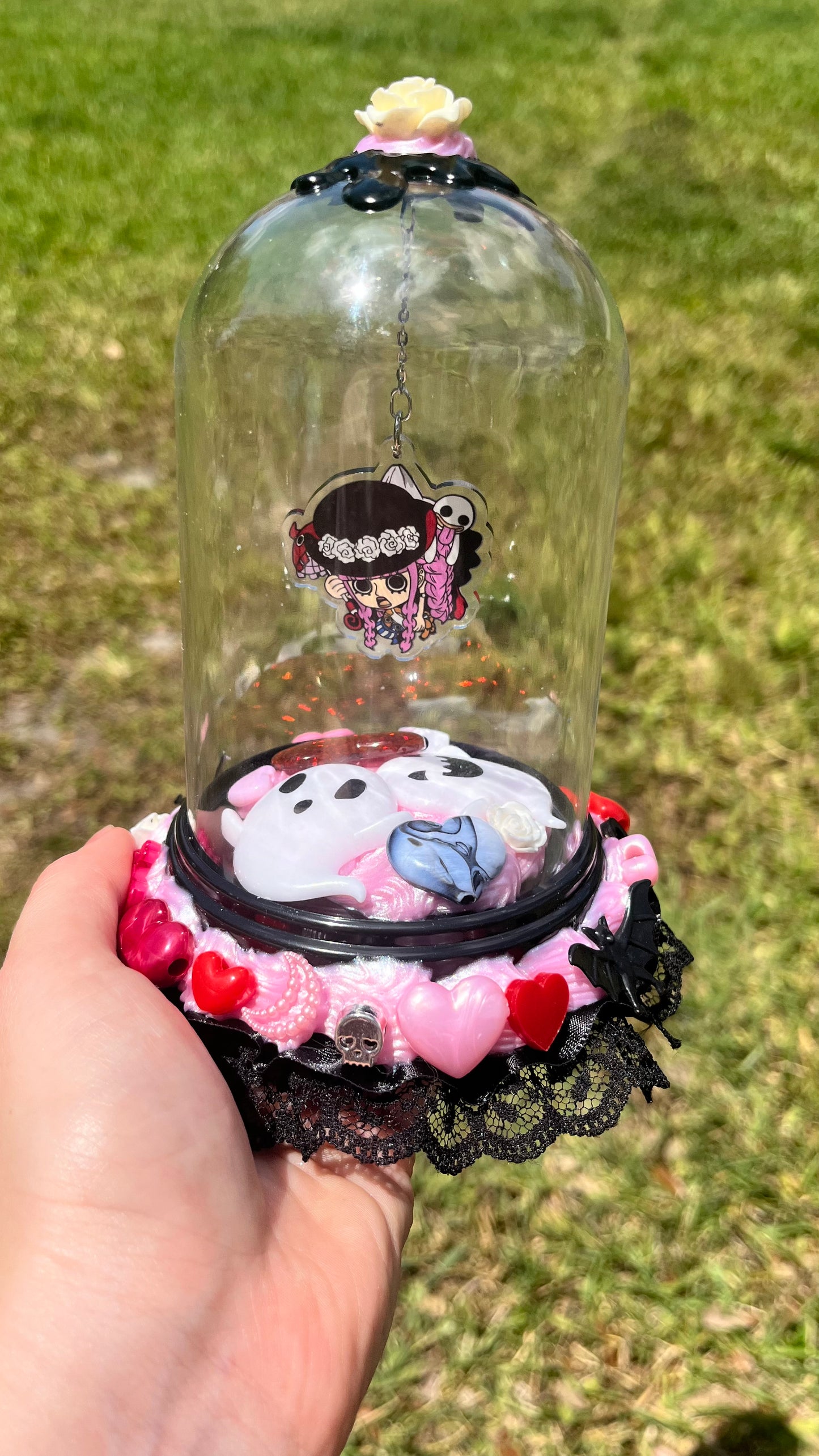 Custom Decoden Snowglobe (no water)