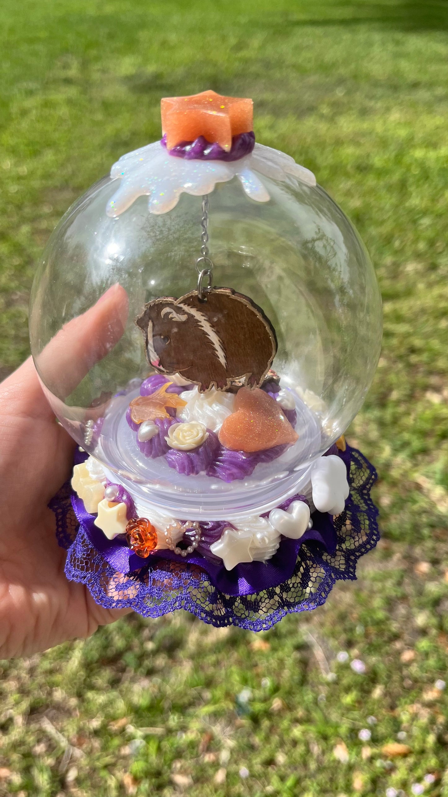 Custom Decoden Snowglobe (no water)
