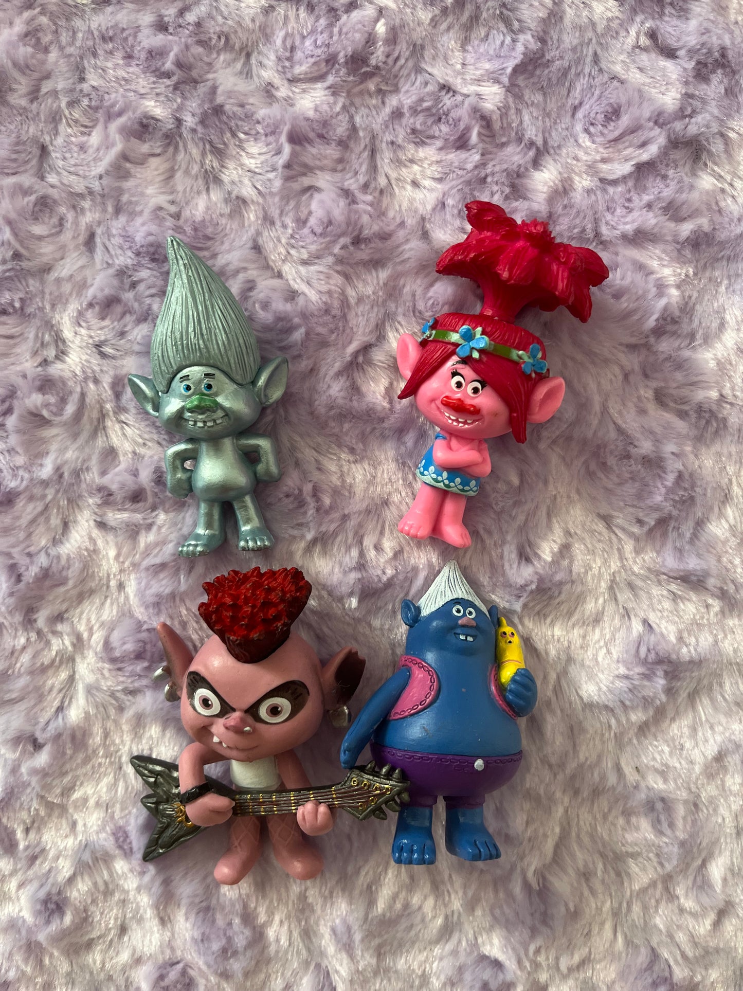 Custom Decoden Phone Holder