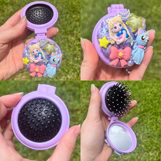 Custom Decoden Hair Brush