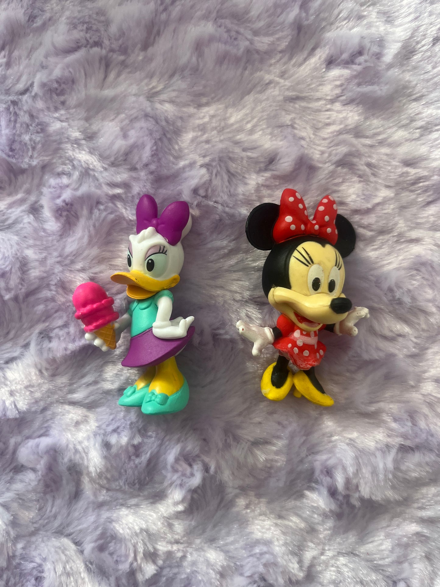 Custom Decoden Phone Holder