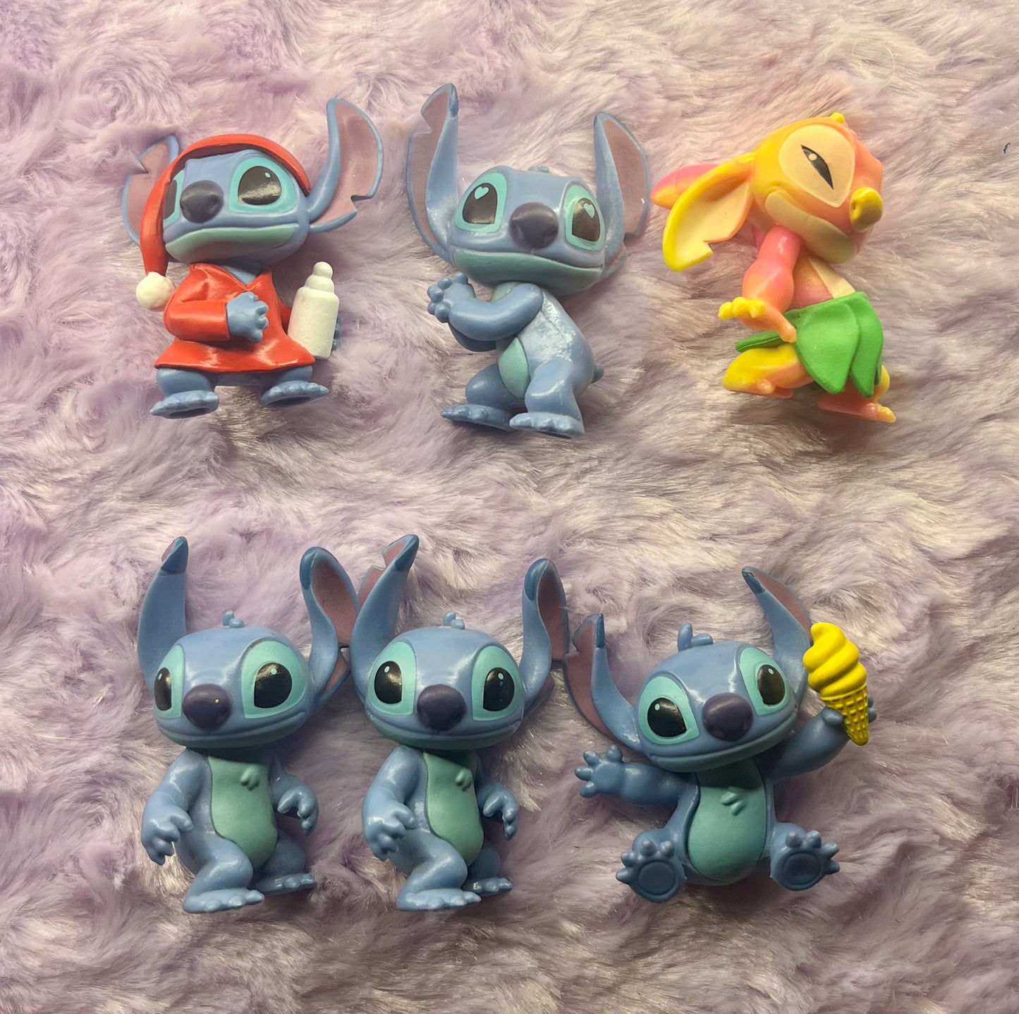 Custom Decoden Phone Holder